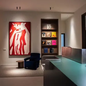 Otel California ***